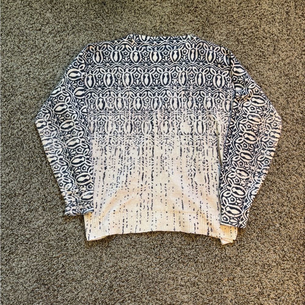 Patterned Fade Long Sleeve Sweater